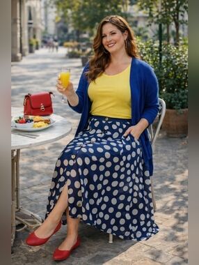 🤩 EUC Truly 4 You Polka Dot Blue Skirt Size Medium